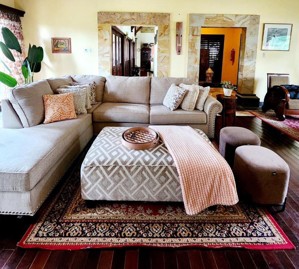 Balinese Villa In Berastagi Dış mekan fotoğraf