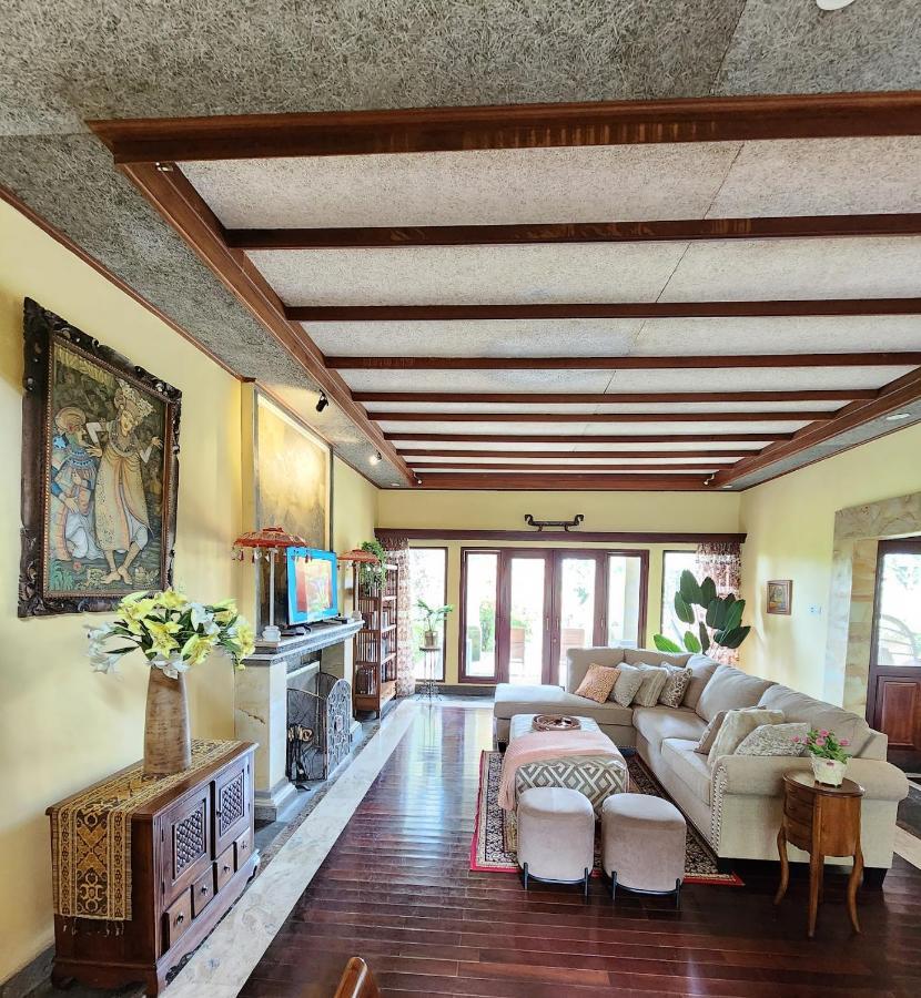 Balinese Villa In Berastagi Dış mekan fotoğraf