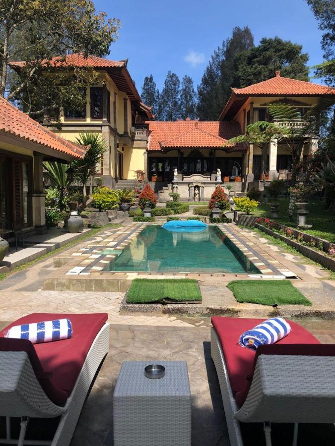 Balinese Villa In Berastagi Dış mekan fotoğraf