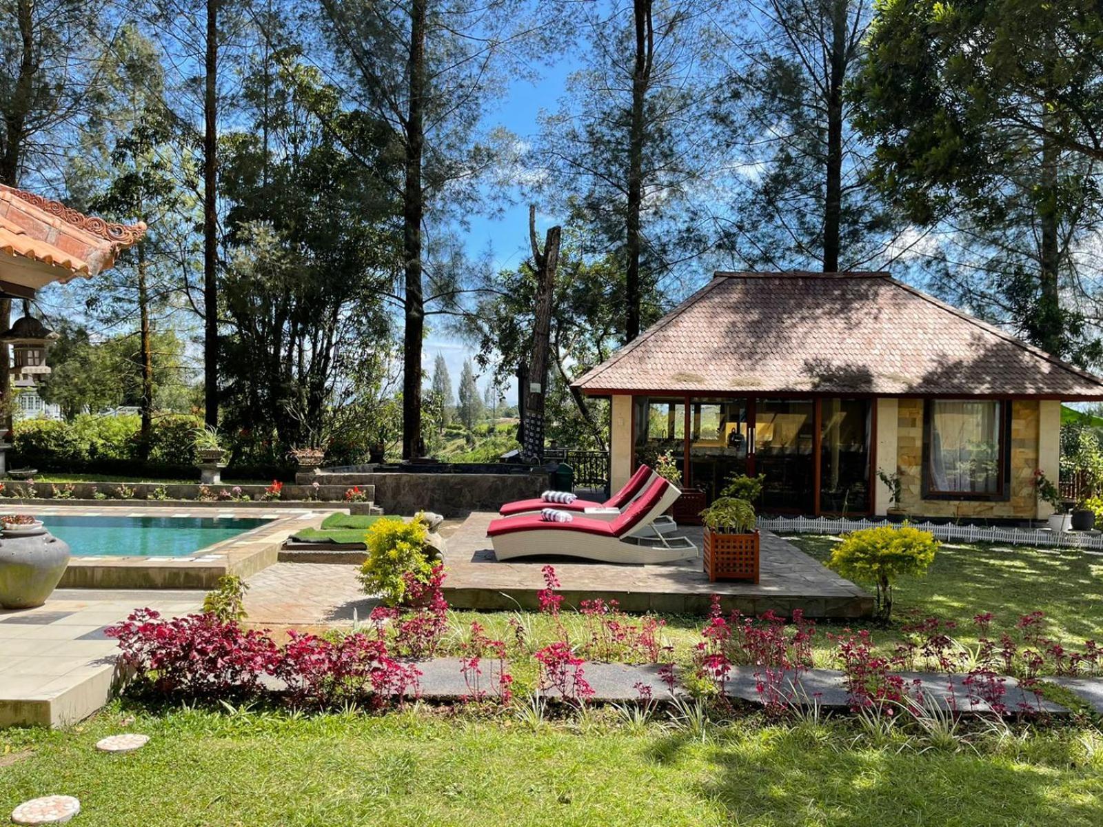 Balinese Villa In Berastagi Dış mekan fotoğraf