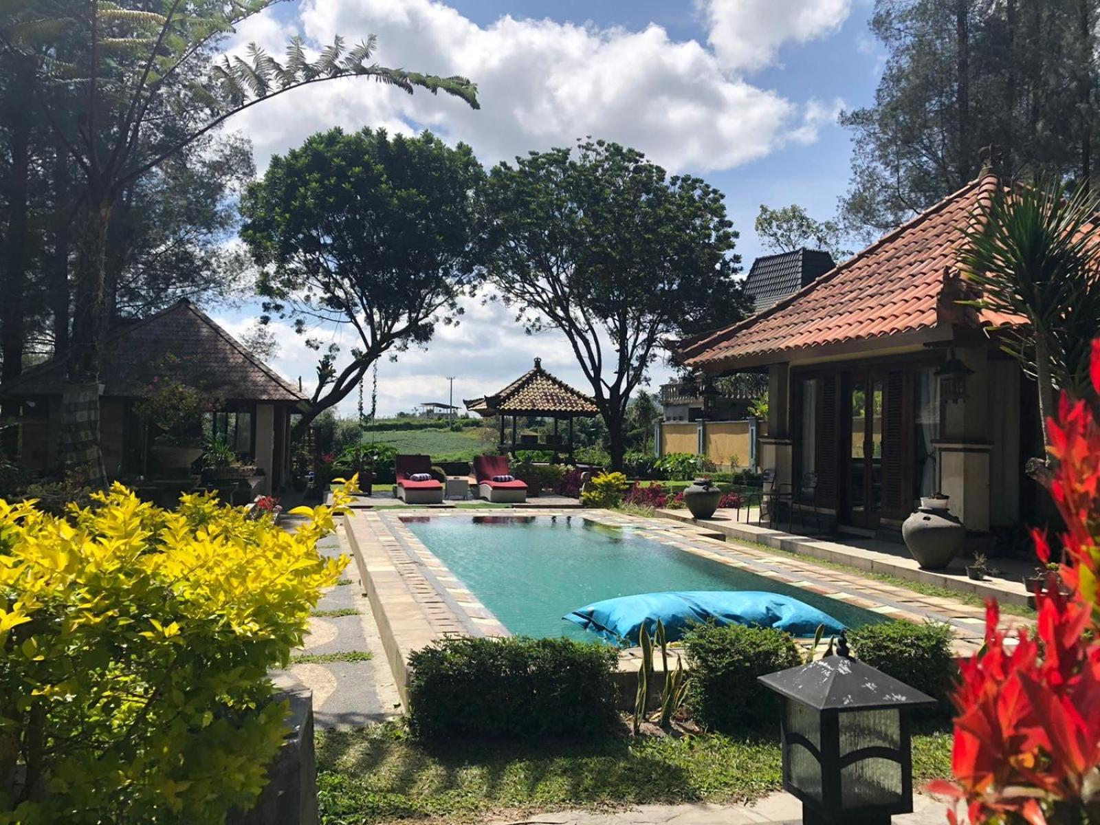 Balinese Villa In Berastagi Dış mekan fotoğraf